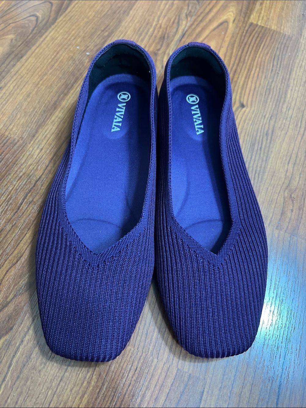 VIVAIA Sz 36/US 5.5 - 6 Margot Flats Purple Square-Toe V-Cut